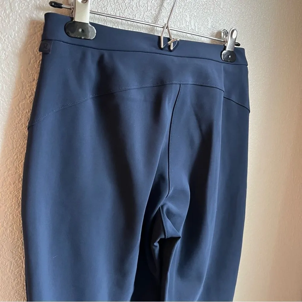 Lululemon On The Move Pant *28"
True Navy - Image 9