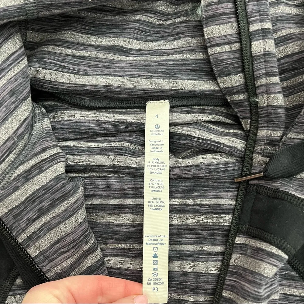 Lululemon Black and Gray striped Run in Stride Zip Up Hooded Jacket - Image 7