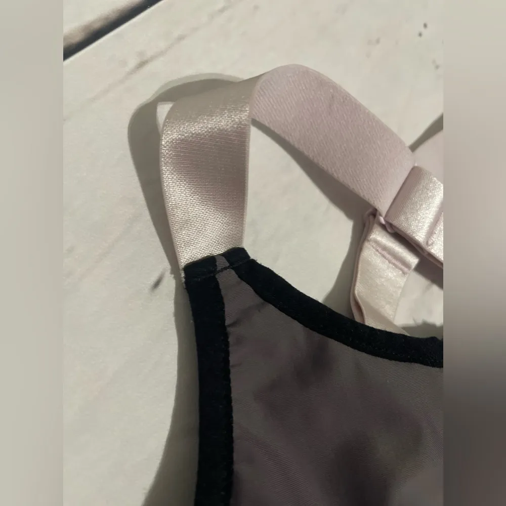 Sports Bra - Image 4