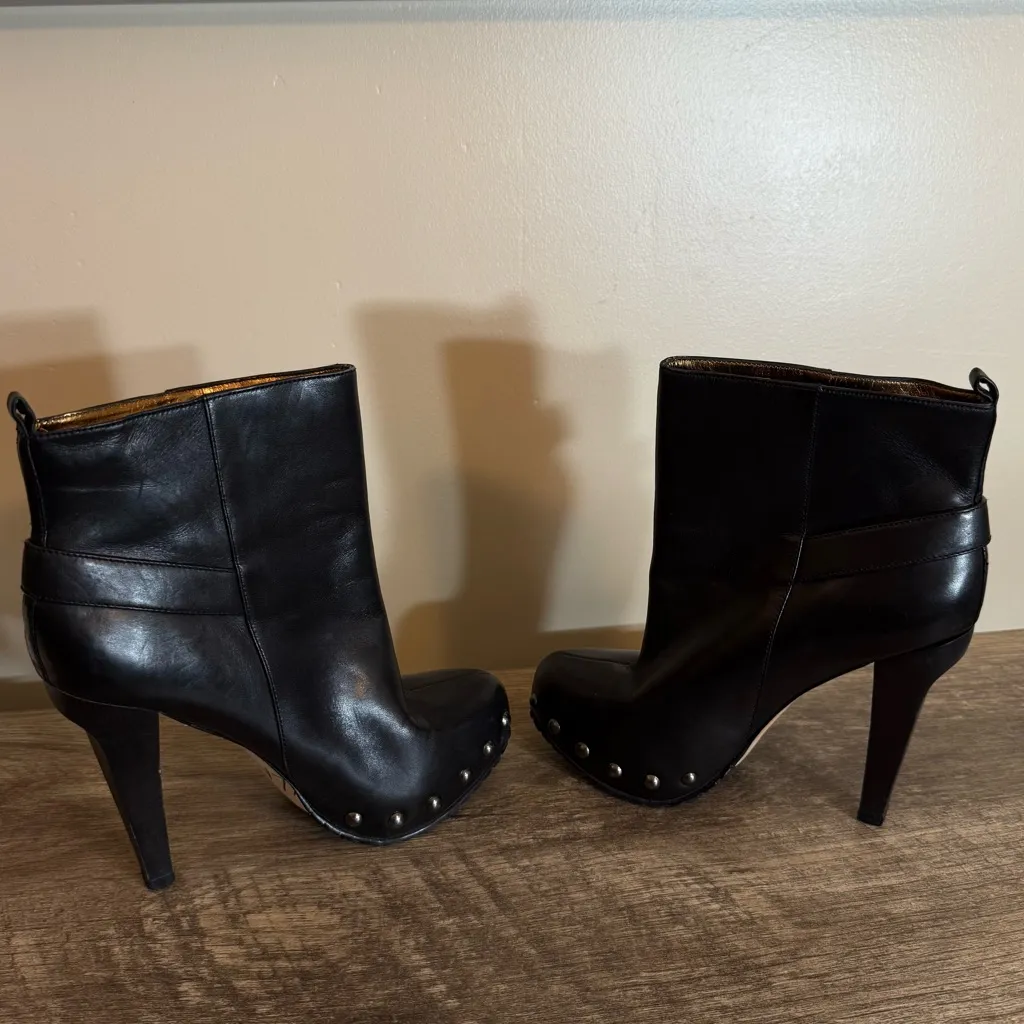 Charles David Black Leather Heeled Platform Ankle Booties Women’s Size 5 Studs - Image 10