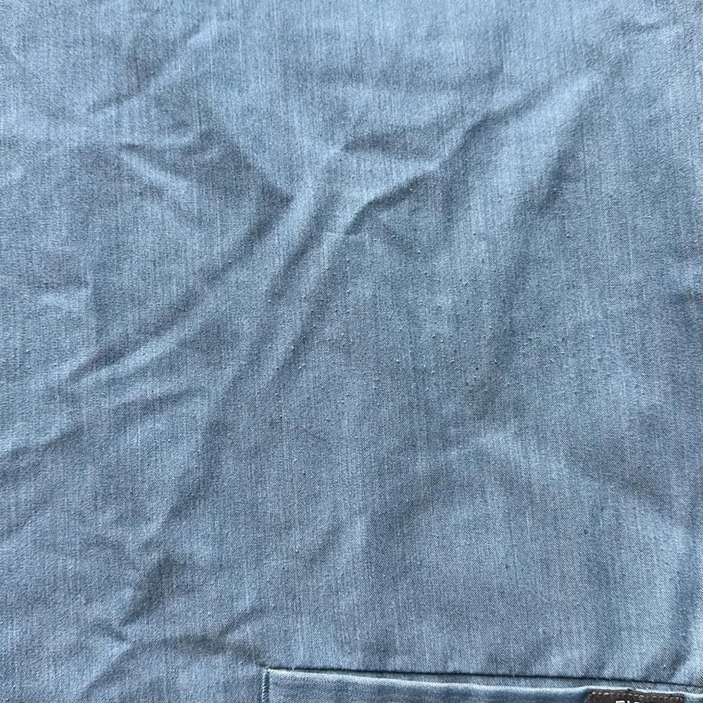 FIGS | FIGS Denim Casma Three Pocket Scrub Top - Image 4