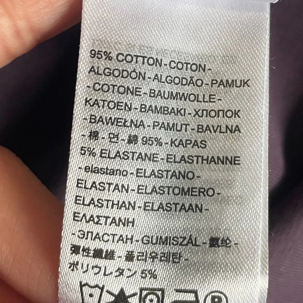 Levi’s Purple Long Sleeve Tee - Image 5