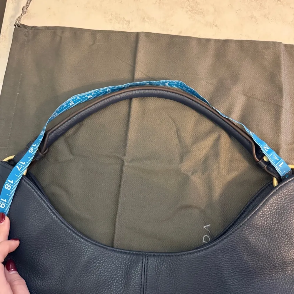 NWOT Silpada Navy Genuine Leather Handbag Shoulder Bag Hobo Purse w/Dustbag - Image 9