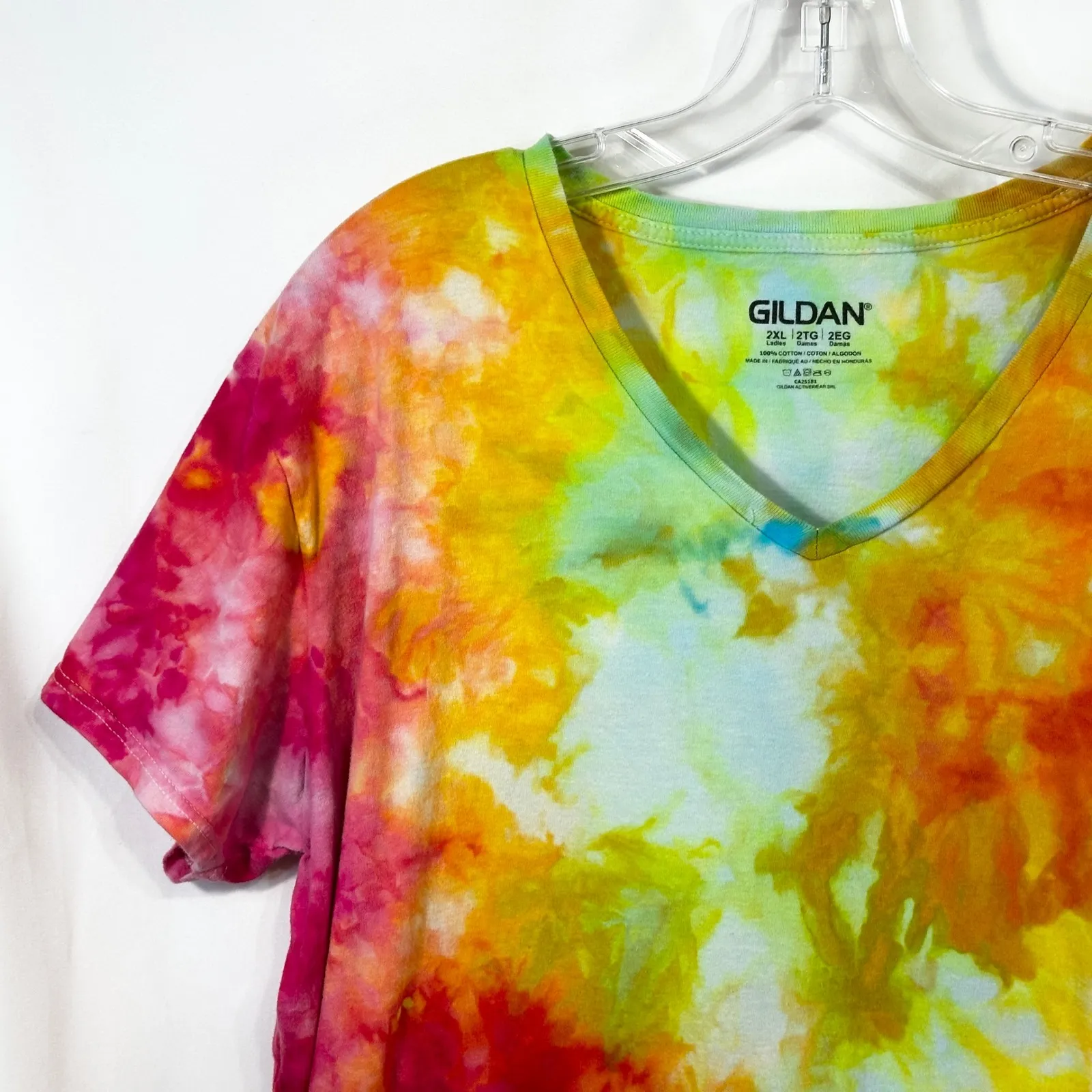 Handmade Tie Dye Size 2XL Shirt‎ Green Red Orange V Neck Short Sleeve Boho 1131 - Image 4