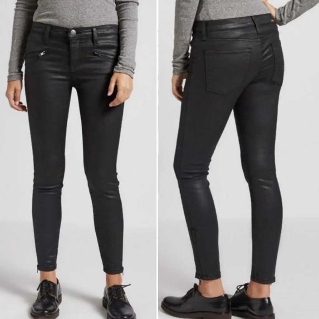 Current/Elliott The Stiletto Biker Zipper‎ Black Coated Cropped Jeans Size 26 - Image 2