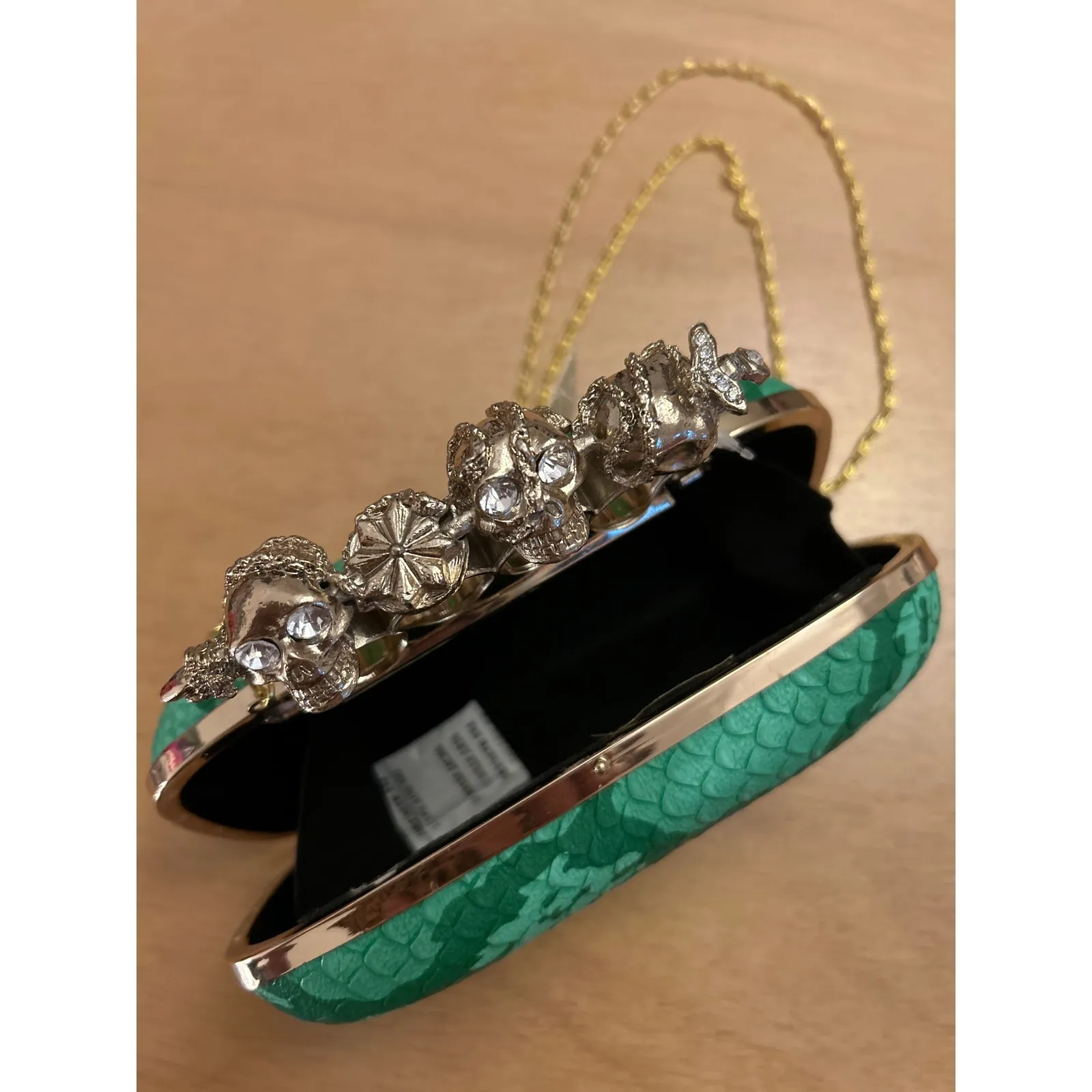 New Women’s Snake 🐍 Print w/Skulls 💀Rhinestones Gold Green Purse Clutch 7”x4” - Image 9