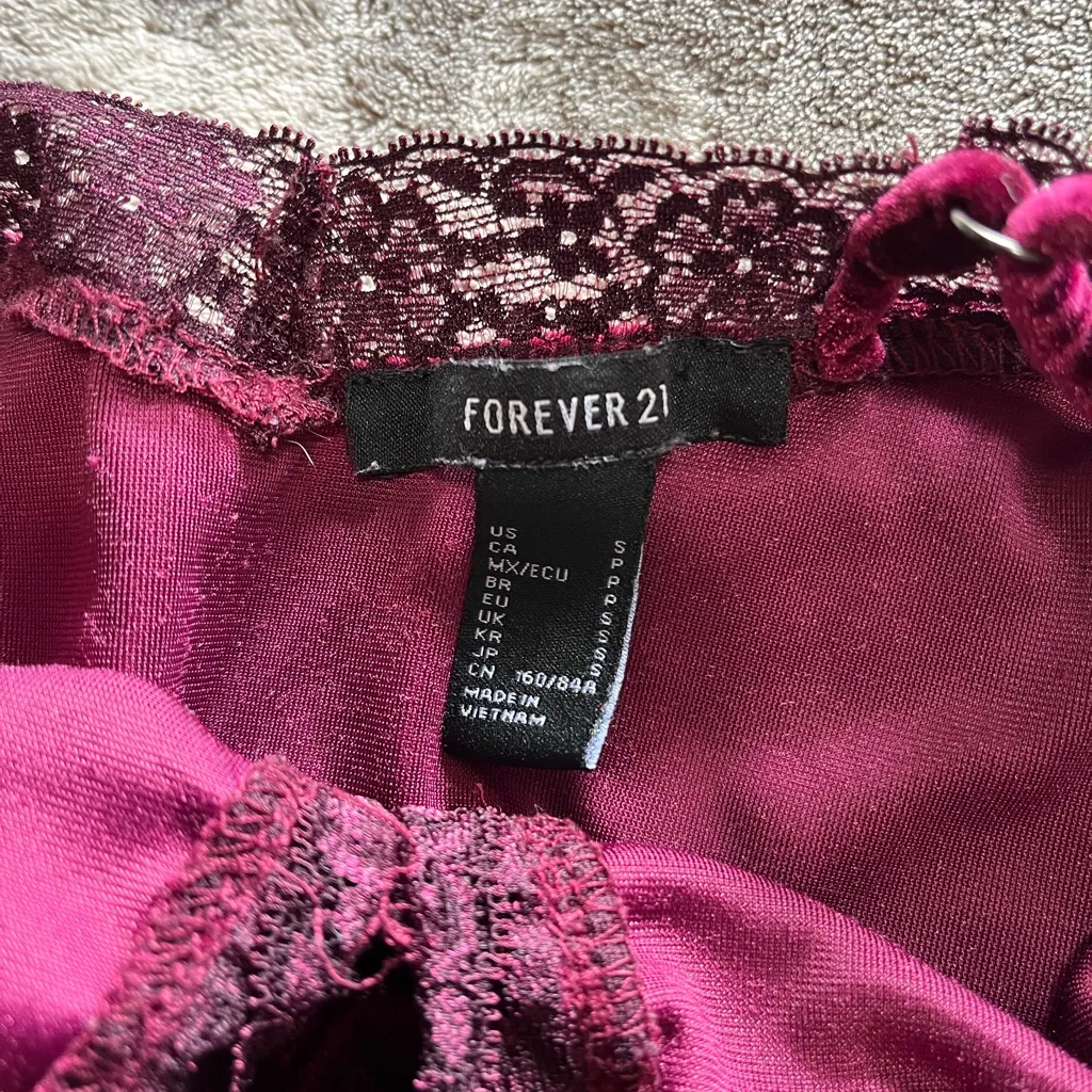 FOREVER 21 Vintage Velvet Wine Lace Plunge Neck One Piece Tank Top Bodysuit Sz S - Image 4