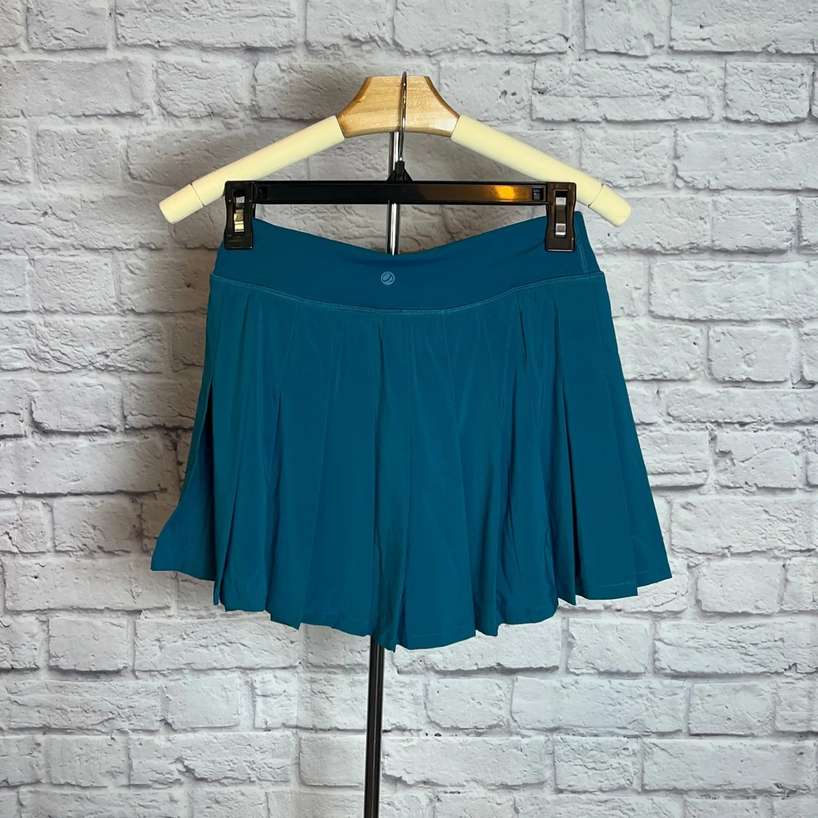 CRZ Yoga Borealis Green Pleated Athletic Skort Women's XS Athleticcore - Image 3