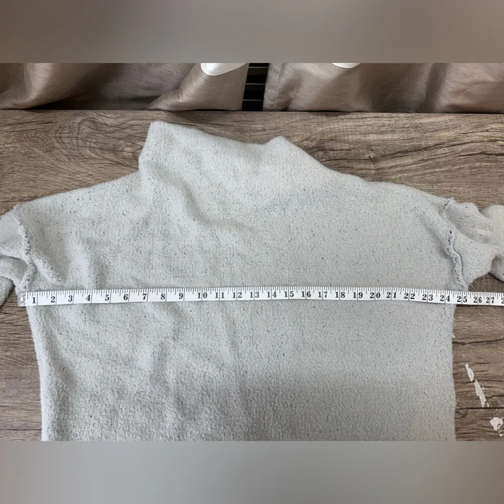 Free People Crop‎ Top Fleece Long Sleeve Pull Over Cowel Neck Soft Warm small - Image 3