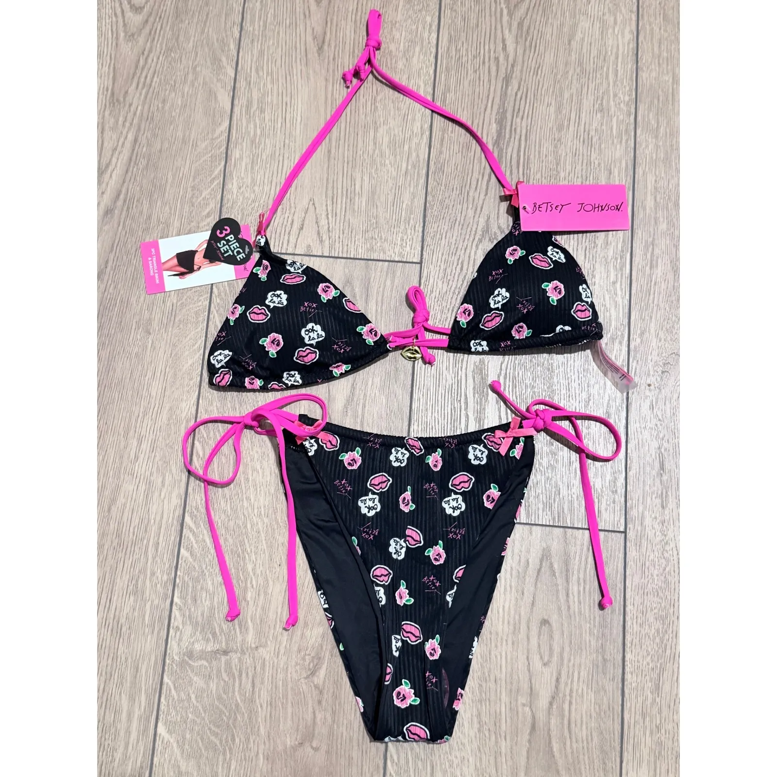Betsey Johnson M Black Hot Pink Floral Rose Lips Bikini Ooh La 3 Pc Set Sarong - Image 4