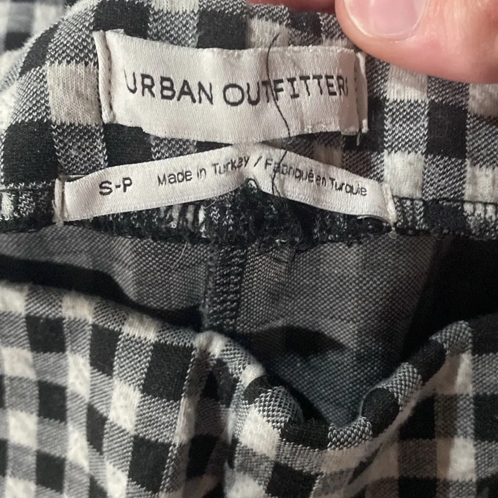 Urban outfitters plaid pants small - Image 2