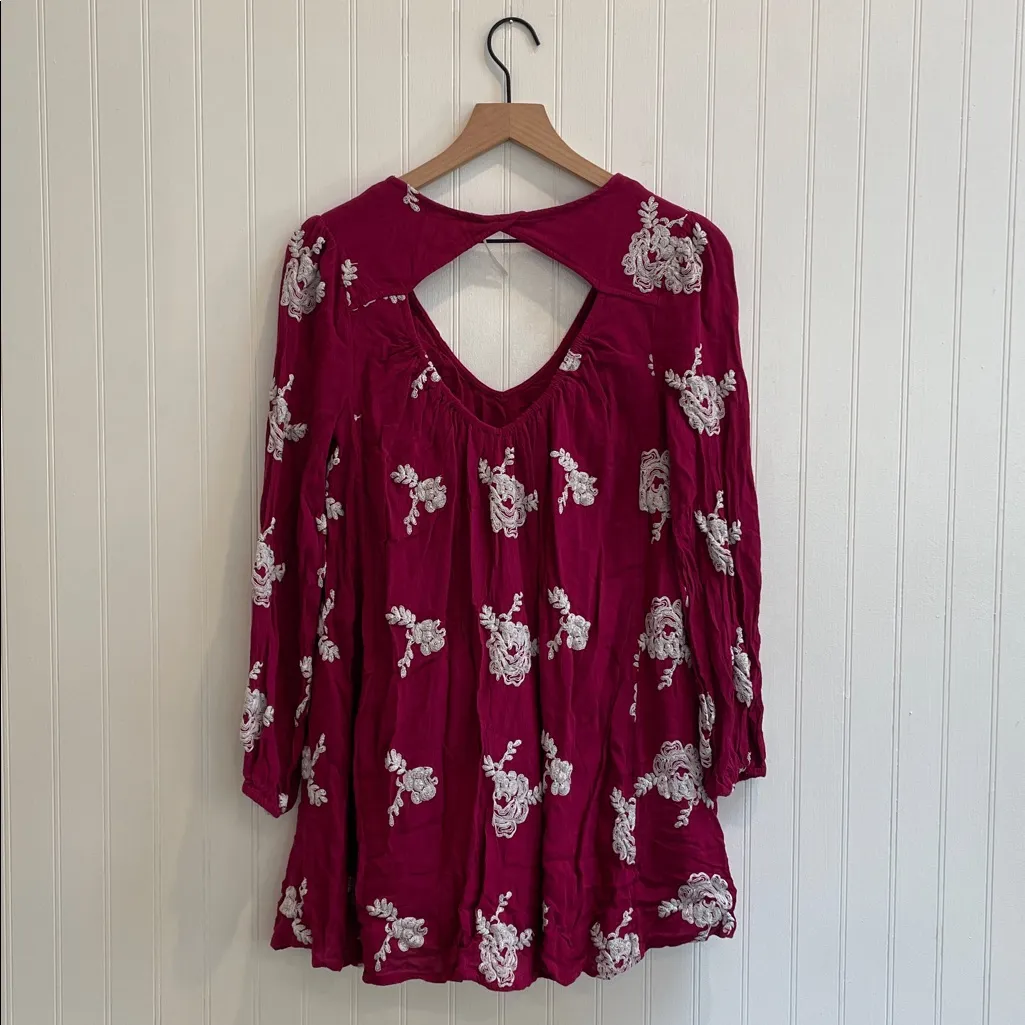 FREE PEOPLE Emma Embroidered Mini Swing Open Back Dress Boho in Magenta Size S - Image 7