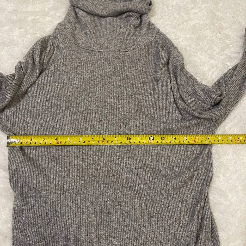 Gray sweater dress Time and True woman’s size small EUC - Image 6