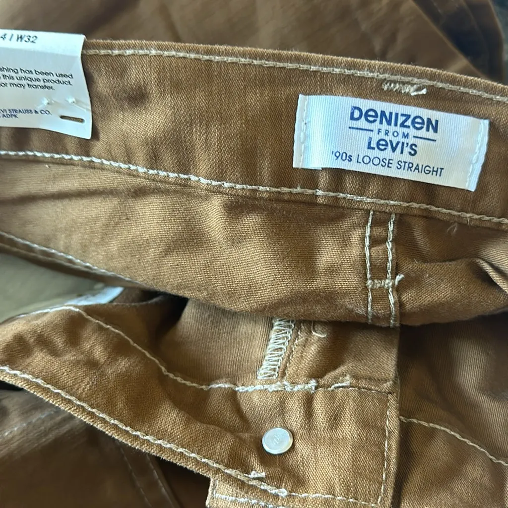 NWT DENIZEN® from Levi's®  Mid-Rise 90's Loose Straight Jeans Color Gold - Image 5