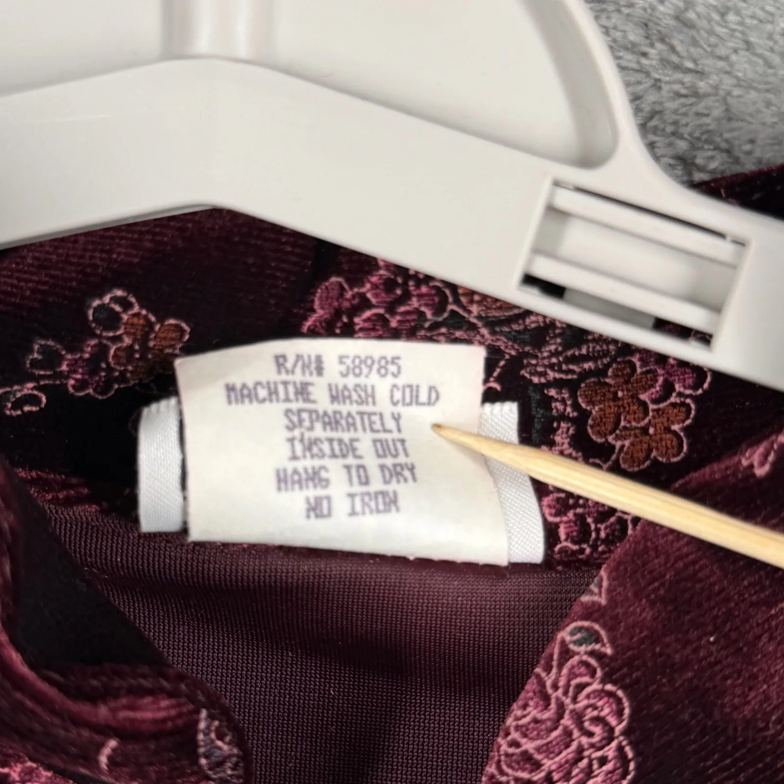 Clio Vintage 90s Velvet Frog Closure Mandarin Collar Floral Jacket Wine Red Med - Image 8