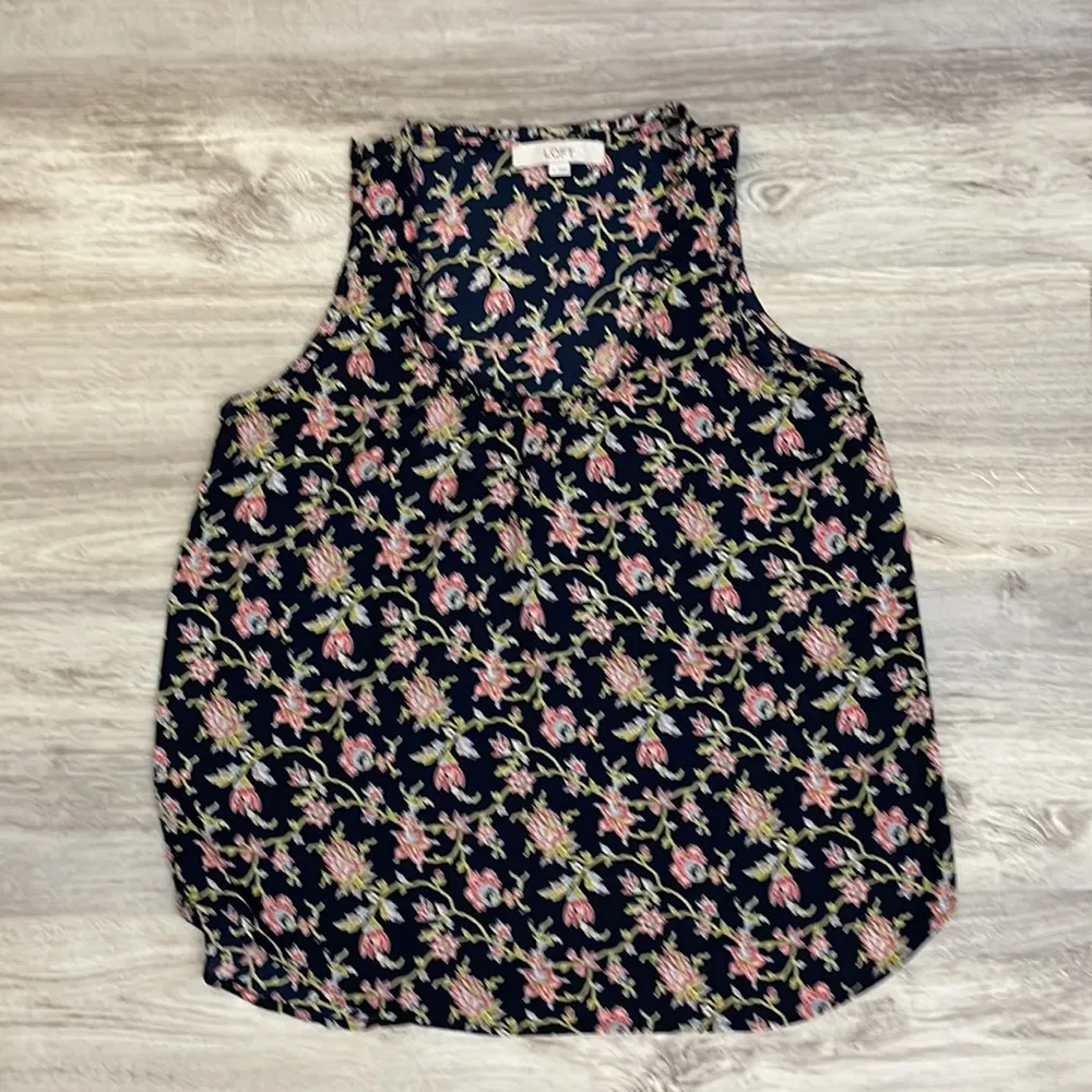 Navy Blue with Pink, Light Blue, Lime Green Floral Print Sleeveless Tank S - Image 5