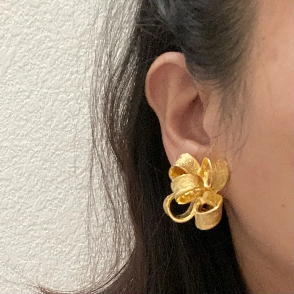 Vintage KJL Kenneth Jay Lane Textured Gold - Image 2