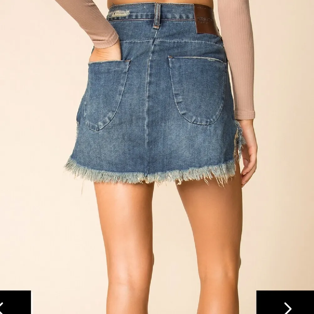 One Teaspoon Vanguard Mid Rise Relaxed Denim Mini Skirt - Image 2