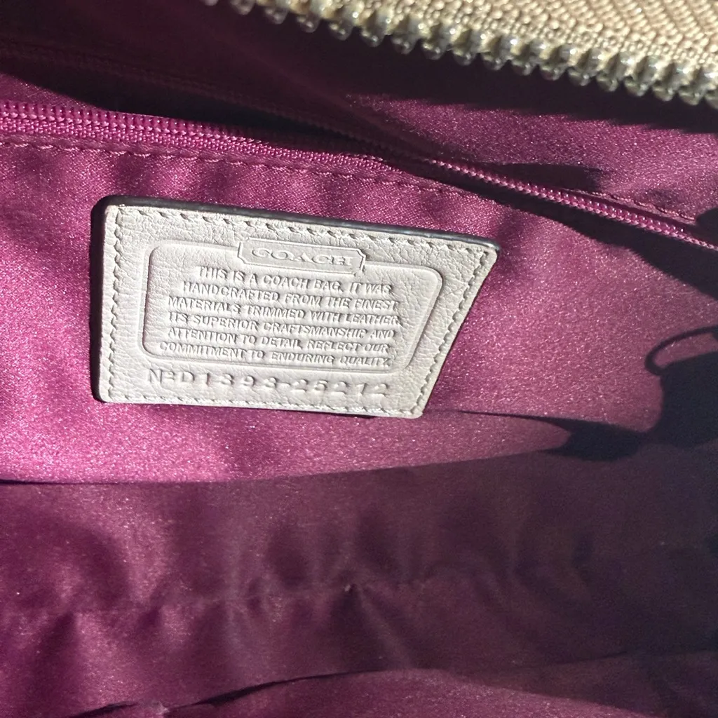 Coach Signature Beige and Brown Shoulder Bag - Image 3