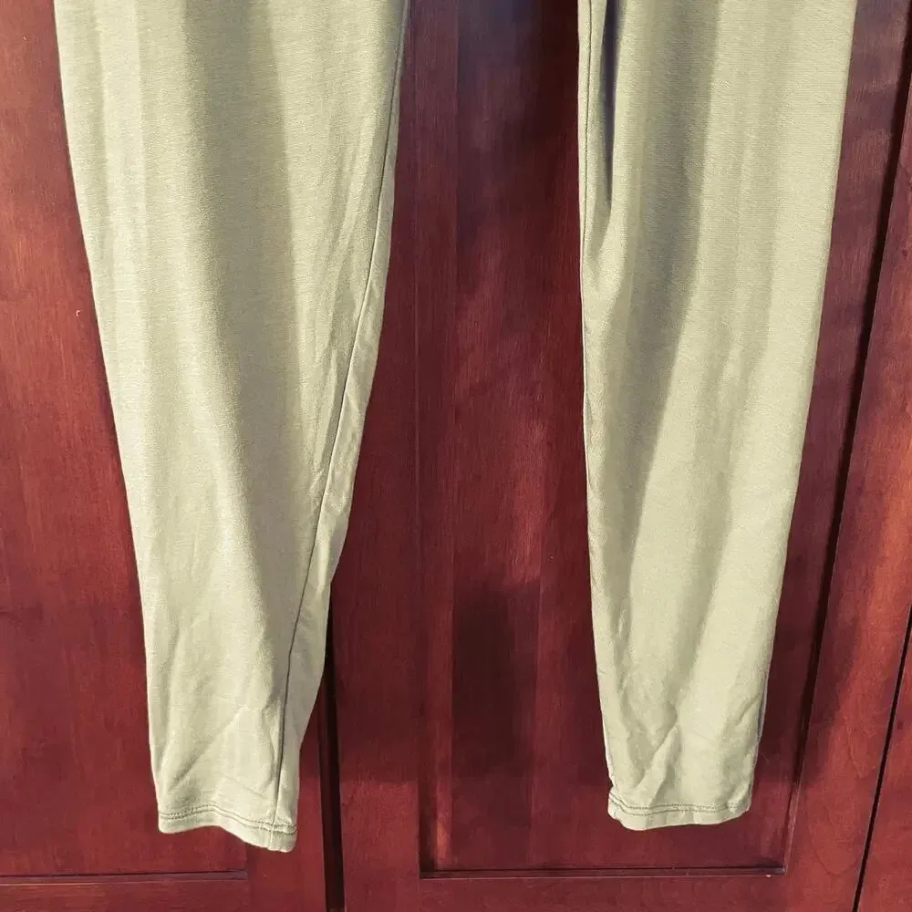 Movement Second Chance Onesie Hooded Sleeveless Sage Size Small NEW - Image 6