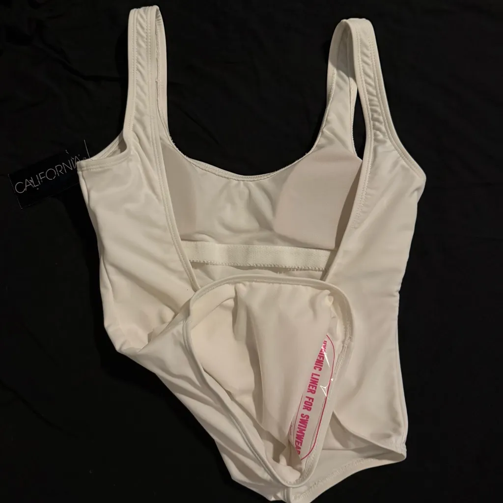 NWT California Waves Bride One-Piece Swimsuit - Image 4