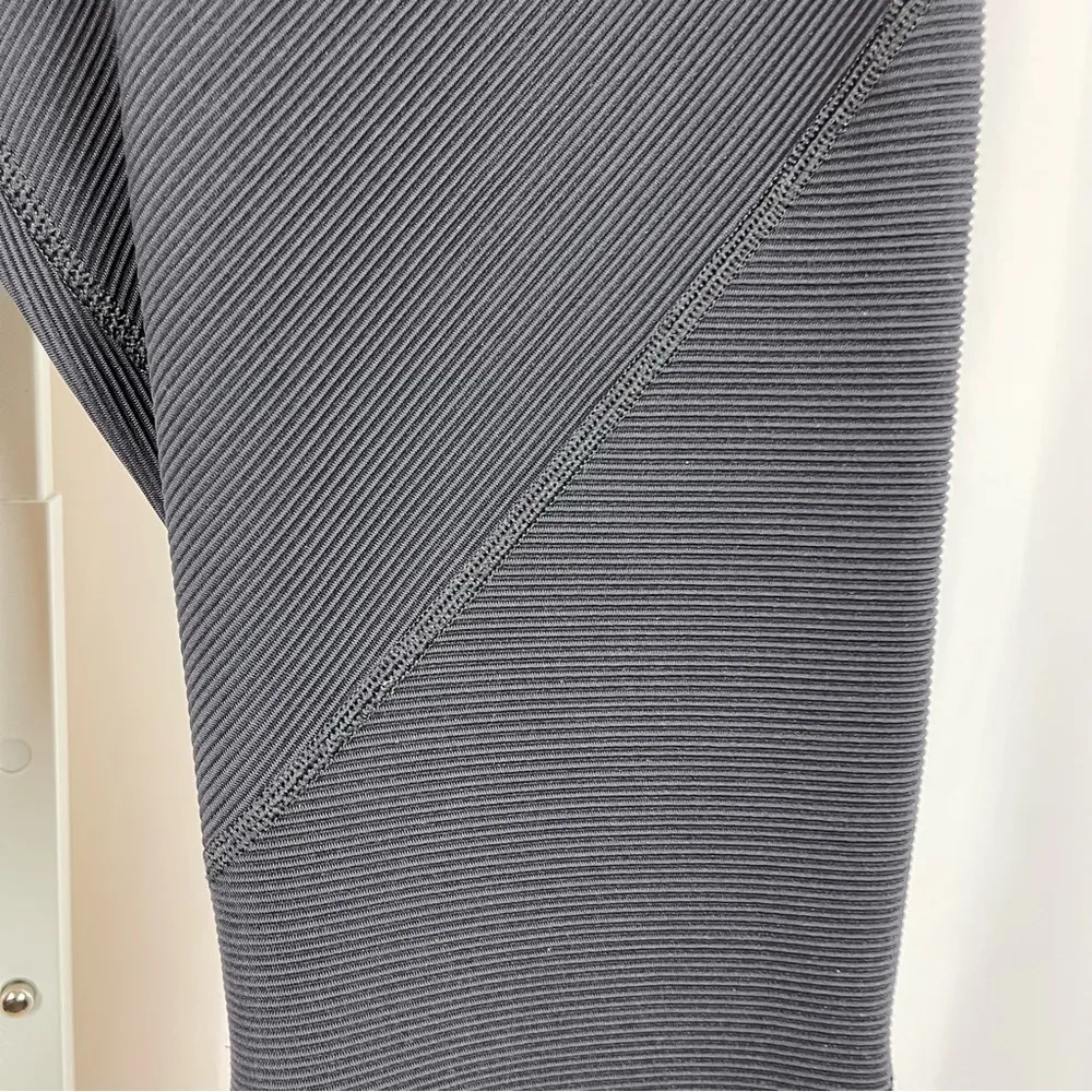 Lorna Jane Medium Ribbed Leggings Yoga Dance Workout Gym Running Flattering - Image 3