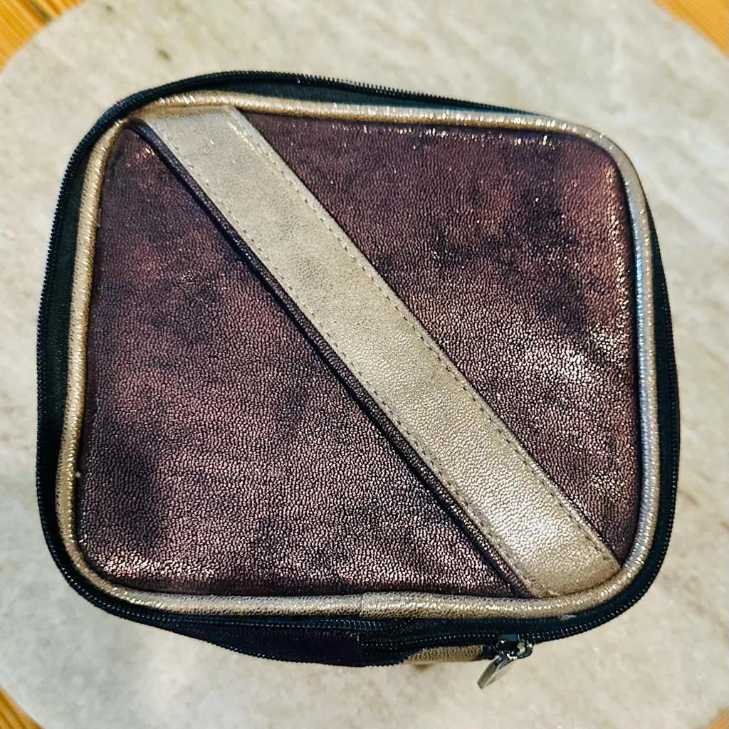 Metallic Gold and Black Travel Square Jewelry Bag - Image 3