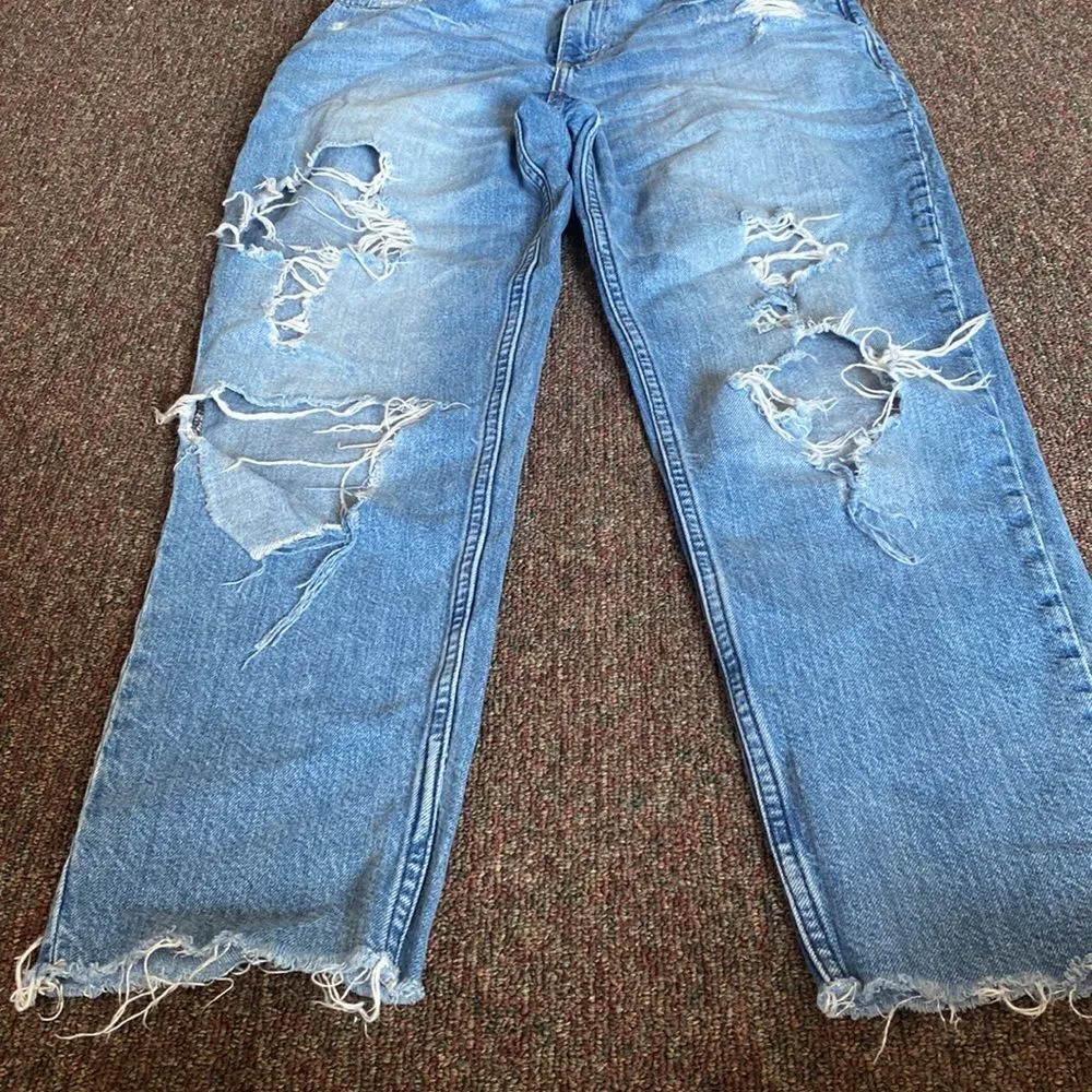 Abercrombie Annie high rise girlfriend jeans 27 - Image 3