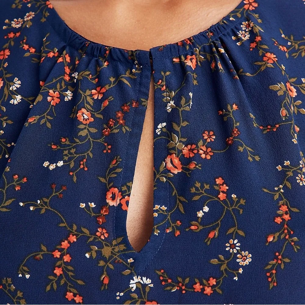 Madewell Silk Stanza Ruffle Hem Top In Moonless Floral - Image 8