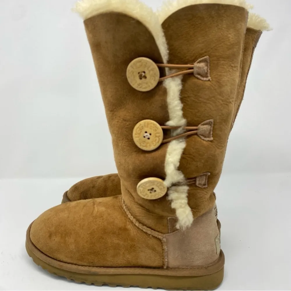 UGG ‎ Australia Bailey Button classic chestnut color size 5 - Image 3