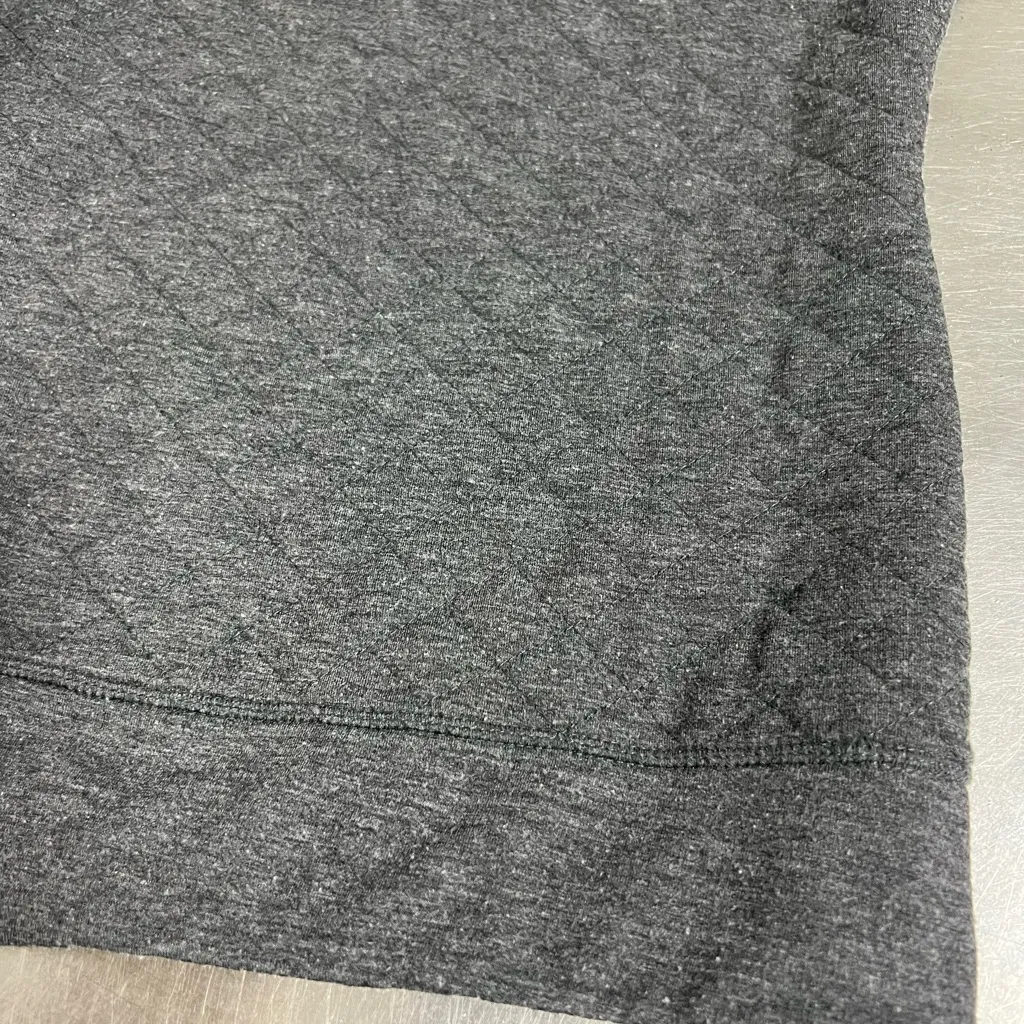 32 DEGRESS HEAT WEATHERPROOF TECHNOLOGY GRAY QUILT DESIGN TOP - Size Large - EUC - Image 3