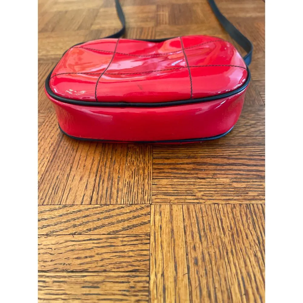 Vintage Salvatore Ferragamo patent leather Crossbody - Image 3