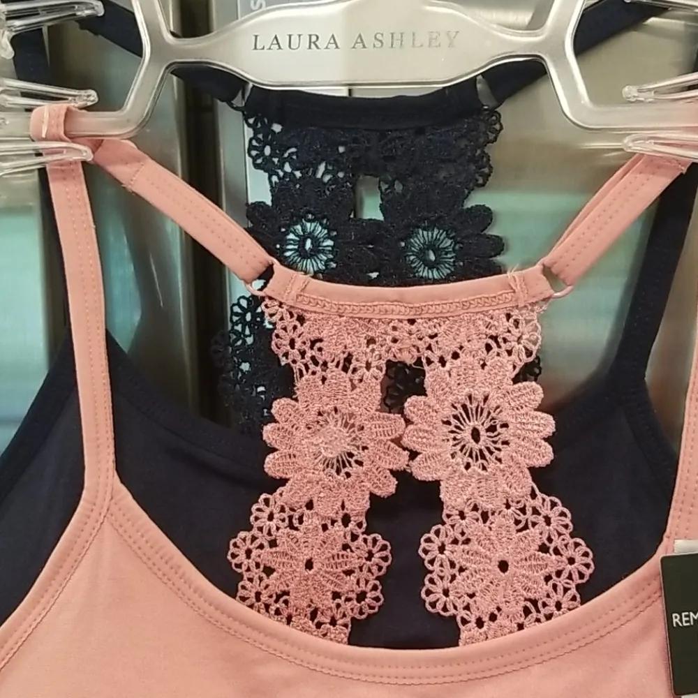 đź’•LAURA ASHLEYđź’• Lace Back Bralettes (2 Pack) Pink & Navy Blue Small S NWT - Image 7