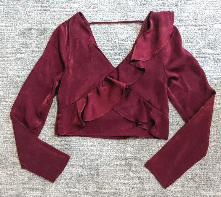 J.O.A. Burgundy Wine Ruffle Crop Top - Image 3