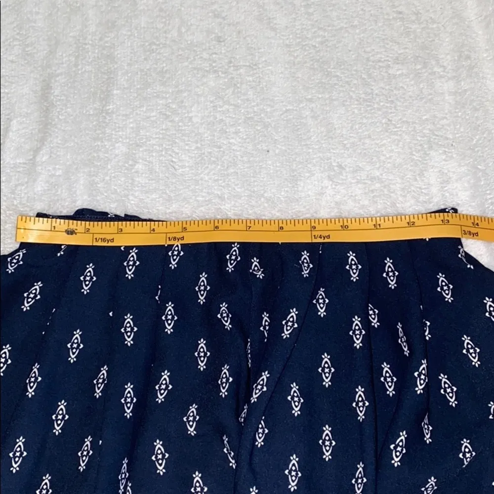 Abercombie & Fitch Shorts - Image 4