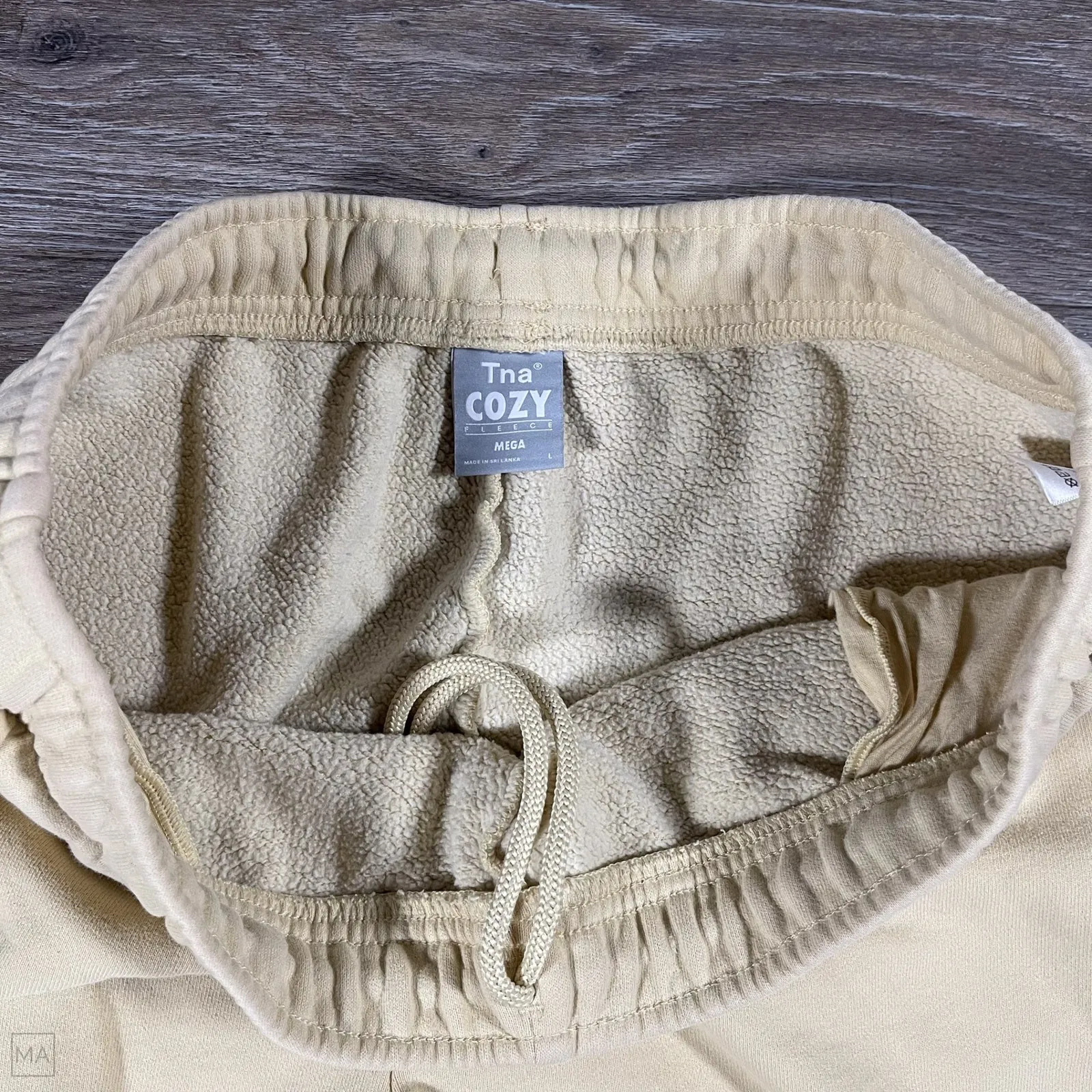 Tna Cozy Women's Joggers Fleece Athleisure Athletic Workout Aritzia L Yellow Size L - Image 2