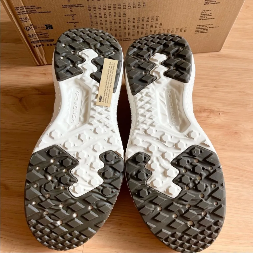 Vans UltraRange Neo VR3 Shoe Women 9.5 US Mens 8.0US - Image 10