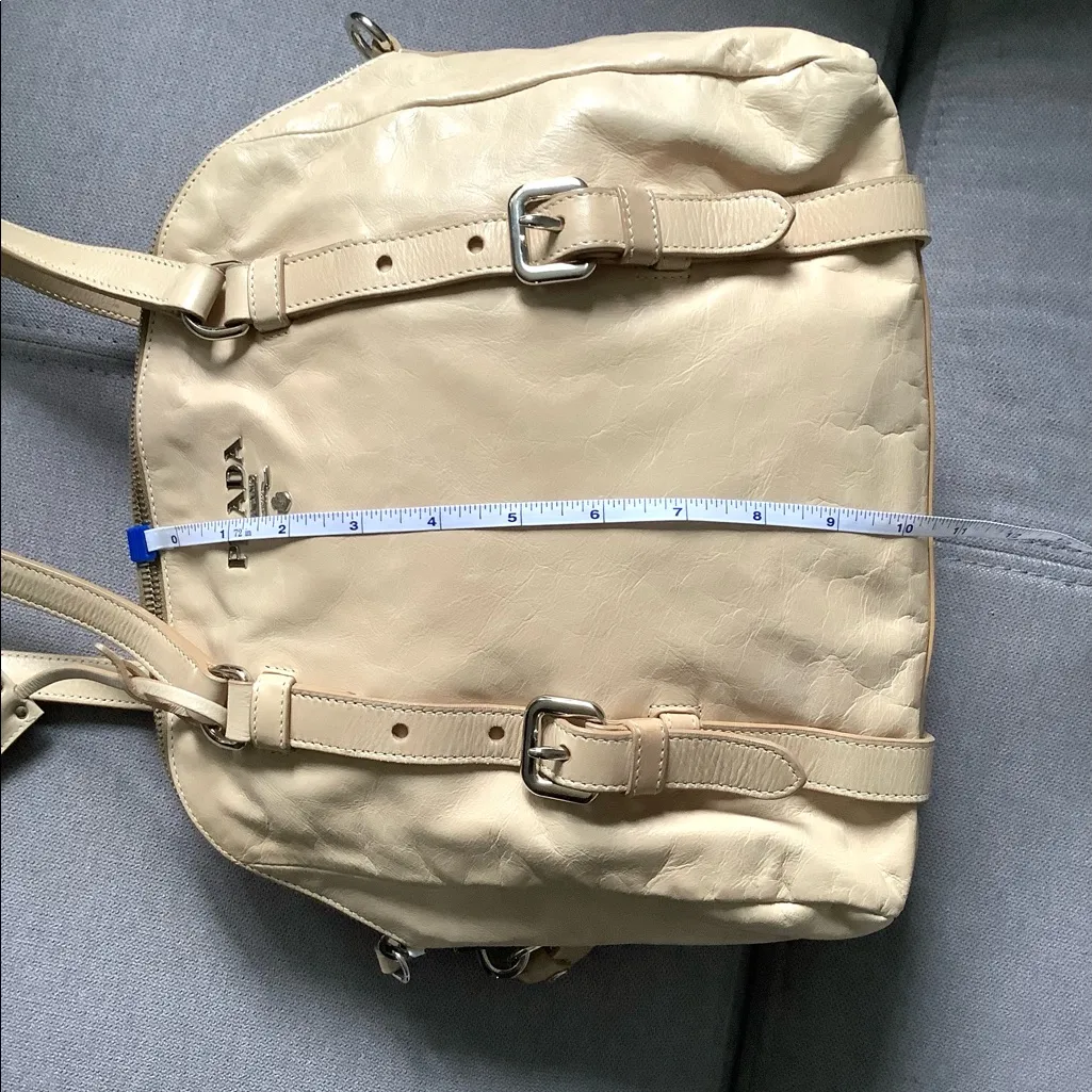 EXCEPTIONALLY NICE PRADA purse🌹🌹🌹 - Image 10