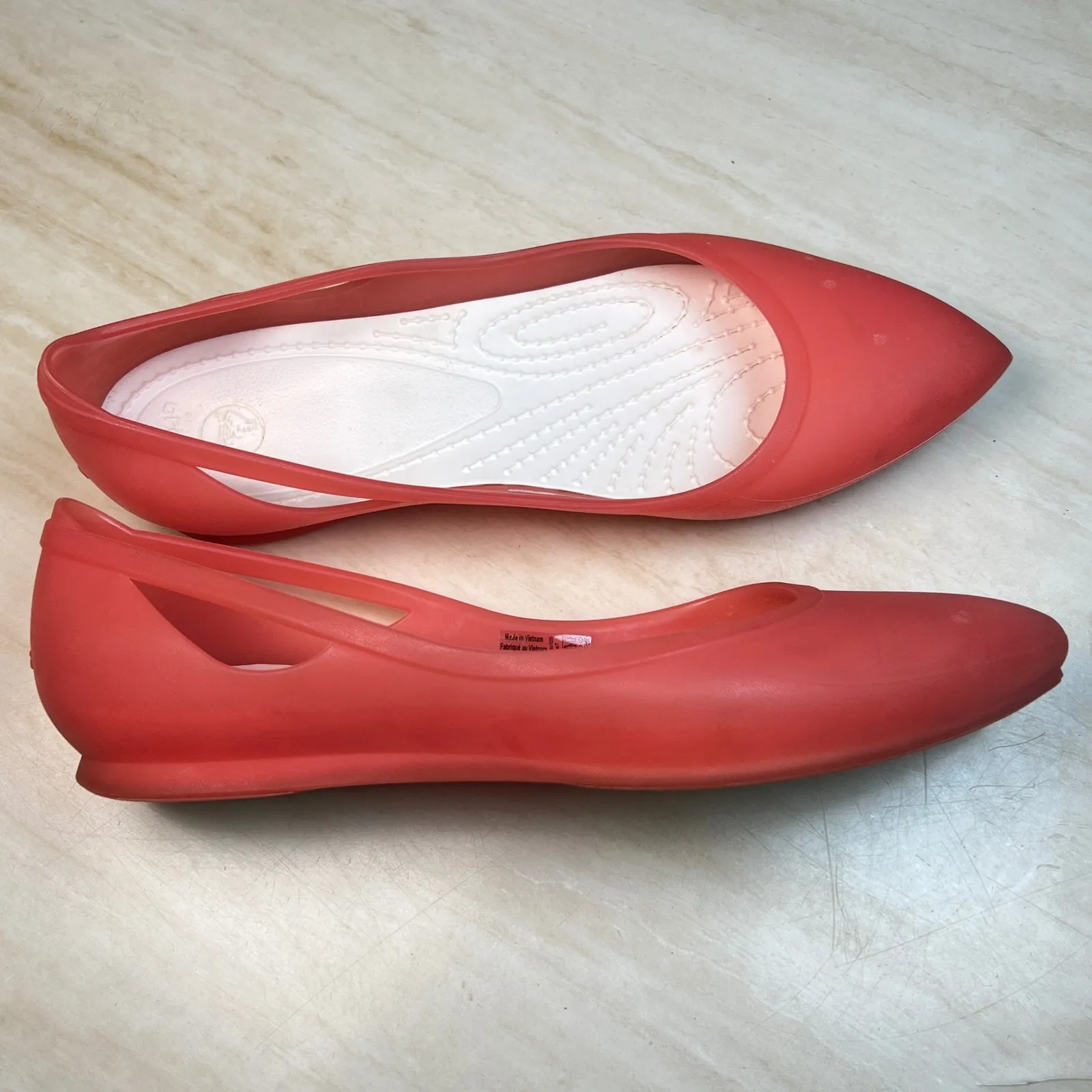 Crocs Womens Ballet Flats Shoes Size 7 Coral Red Pointed Toe Comfort Slip On - Image 3