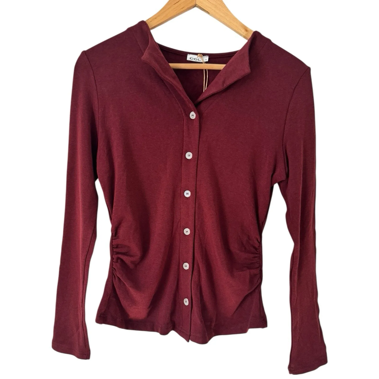 NWT OGL Prowarm Flapped V Neck Button Front Side Ruched Top Ruby Size Medium Red - Image 2