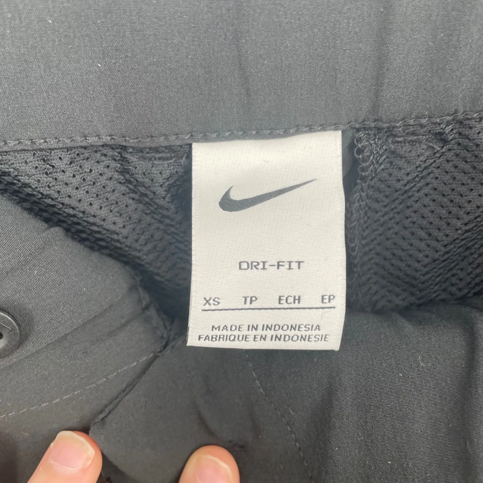 Nike Womens Golf Shorts XS Black Dri-FIT Standard Fit Athletic Activewear - Image 3