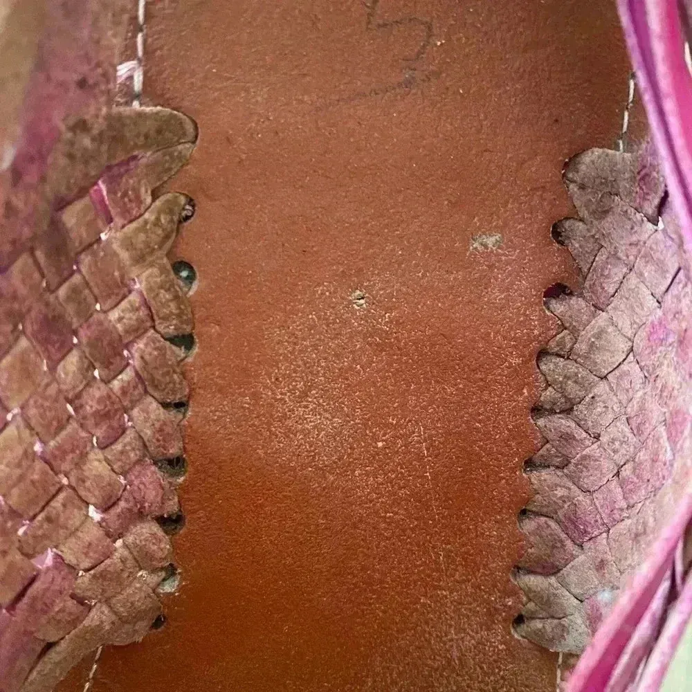 Authentic Mexican Artisanal Huaraches/Sandals Pink Size 5 - Image 5