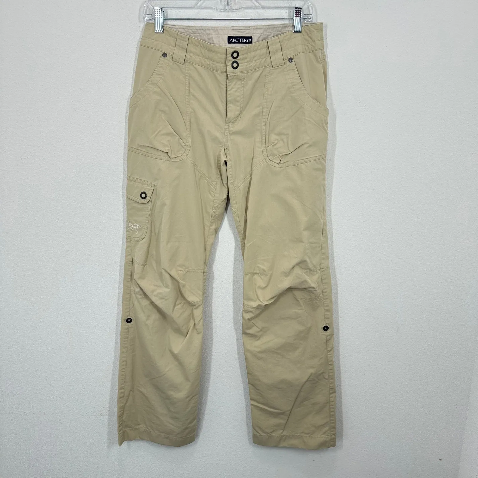 Arcteryx Women's Khaki Cargo Pants Lightweight Outdoor Adventure Convertible Tan Size 6 - Image 2