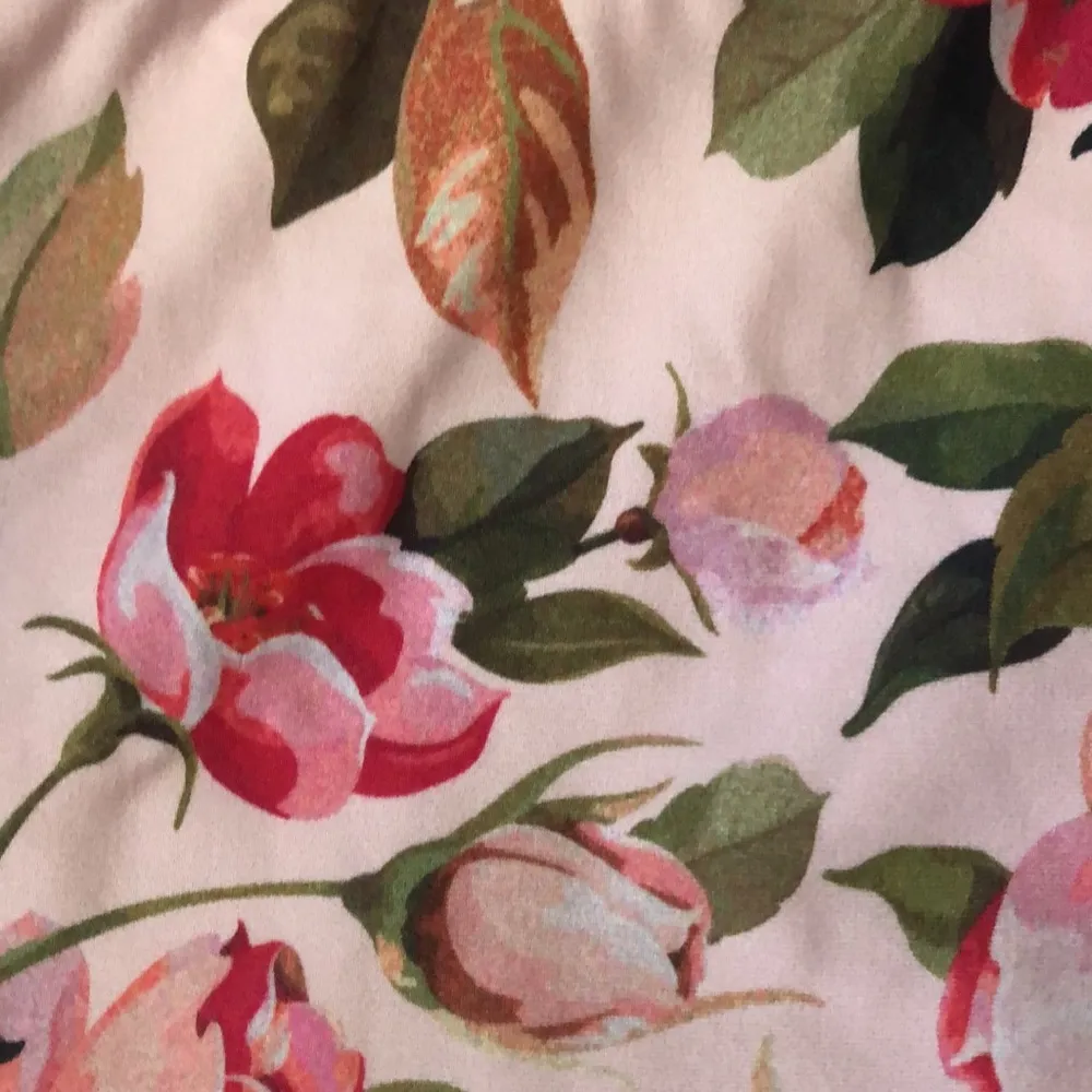 💄 Antonio Melani Tankini Swim Top, size Medium - Image 2