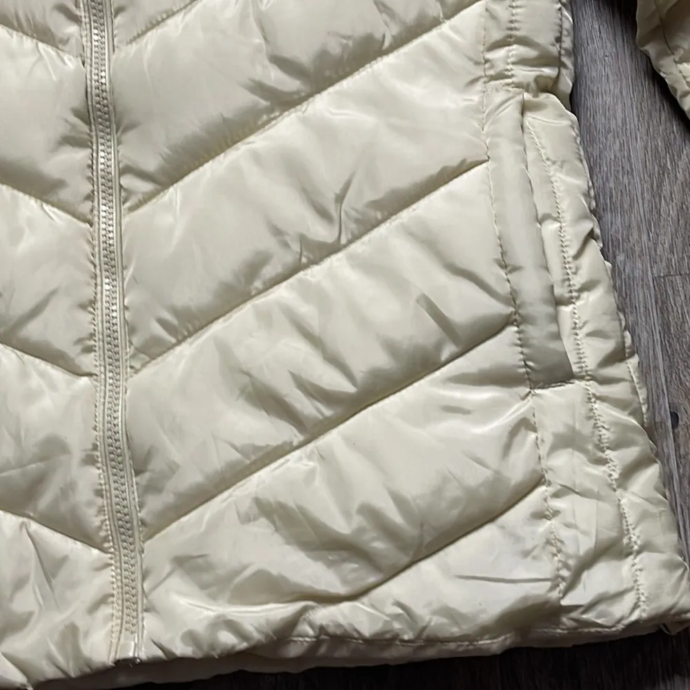 U.S. Polo Assn. Faux Fur Hooded Winter Jacket Size Medium - Image 7