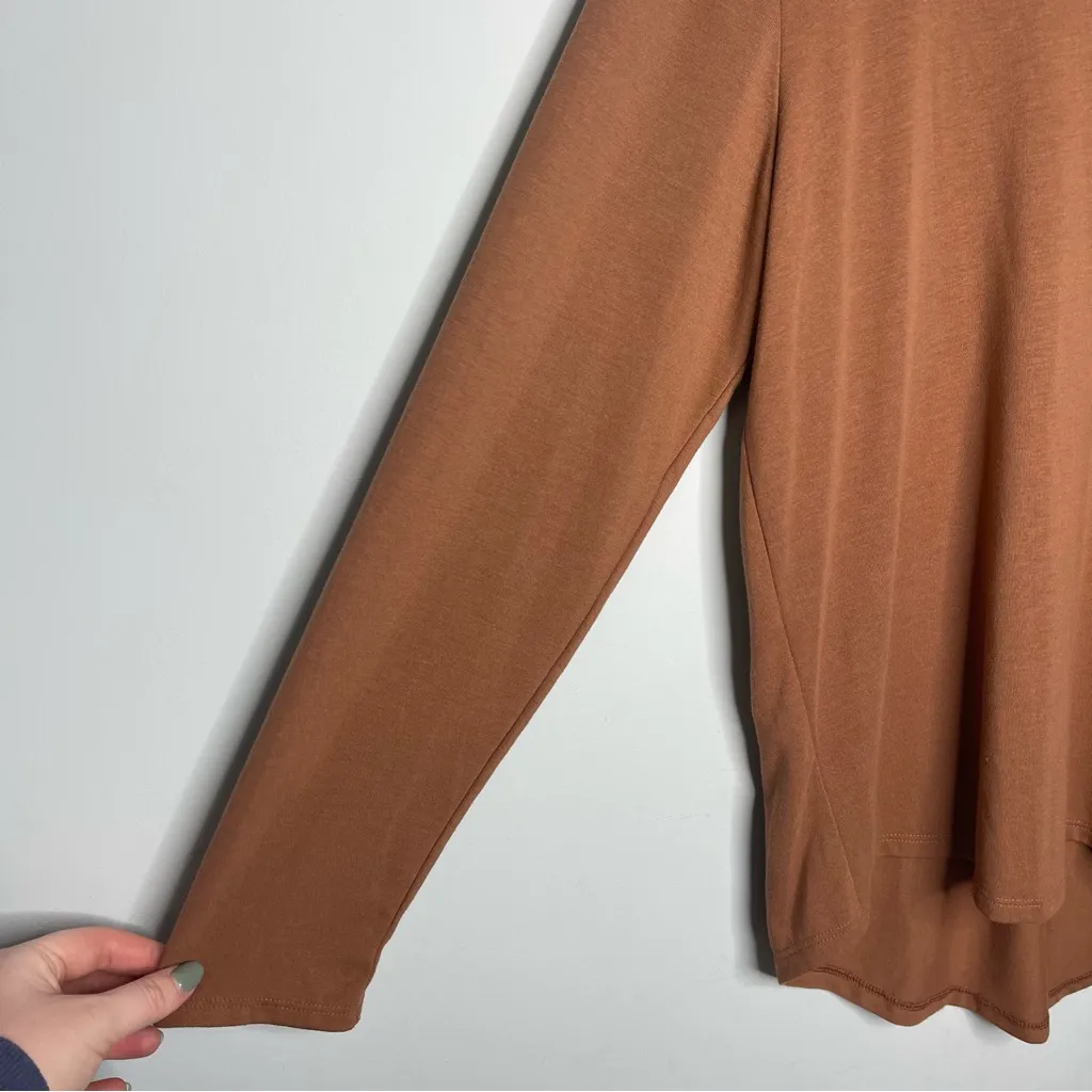 SO Goods For Life Soft Luxe V-Neck Long-Sleeve Brown Tee (XX-Large) - Image 2