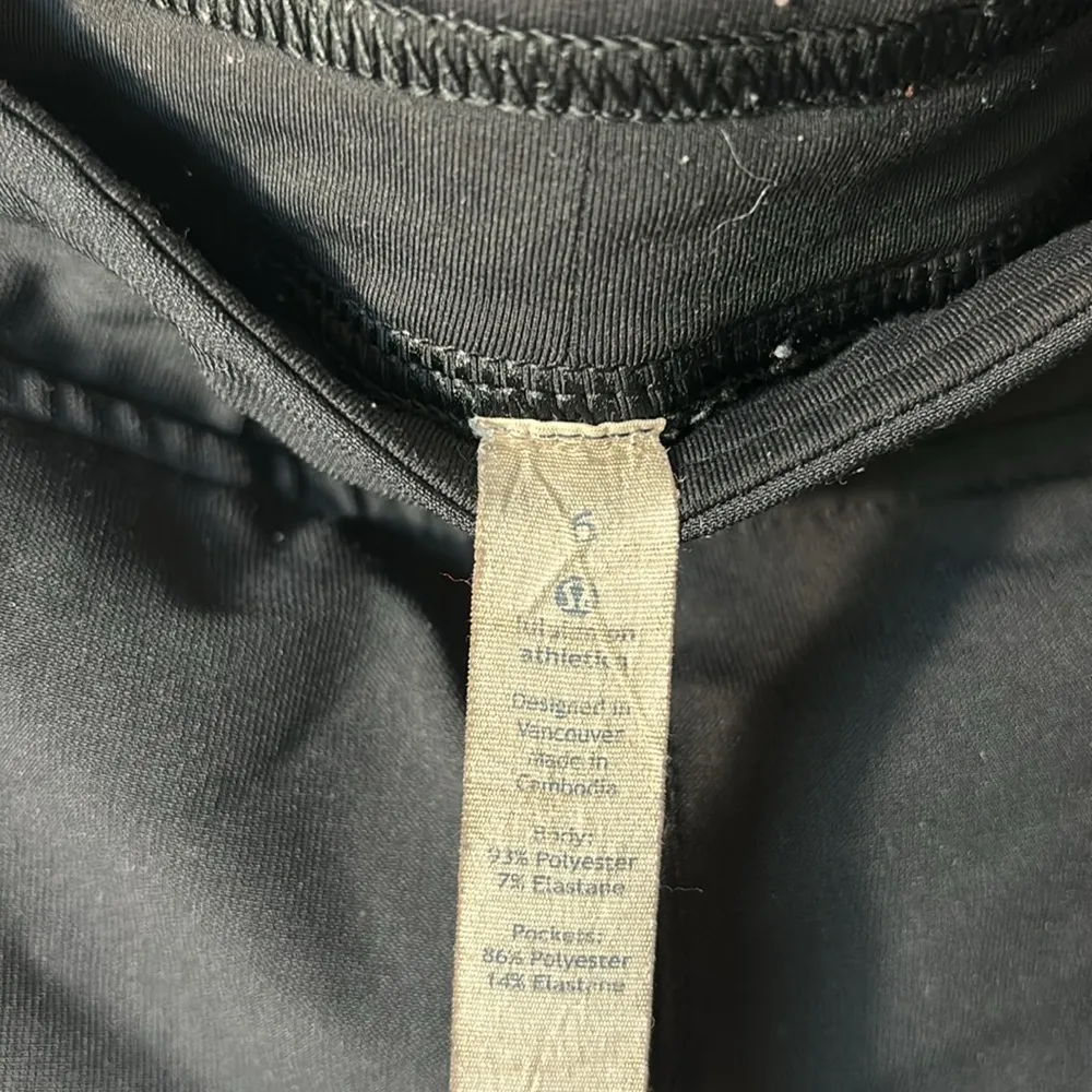 Lululemon City Sweat Jogger on size 6. Black. Zippered Pkt EUC - Image 7