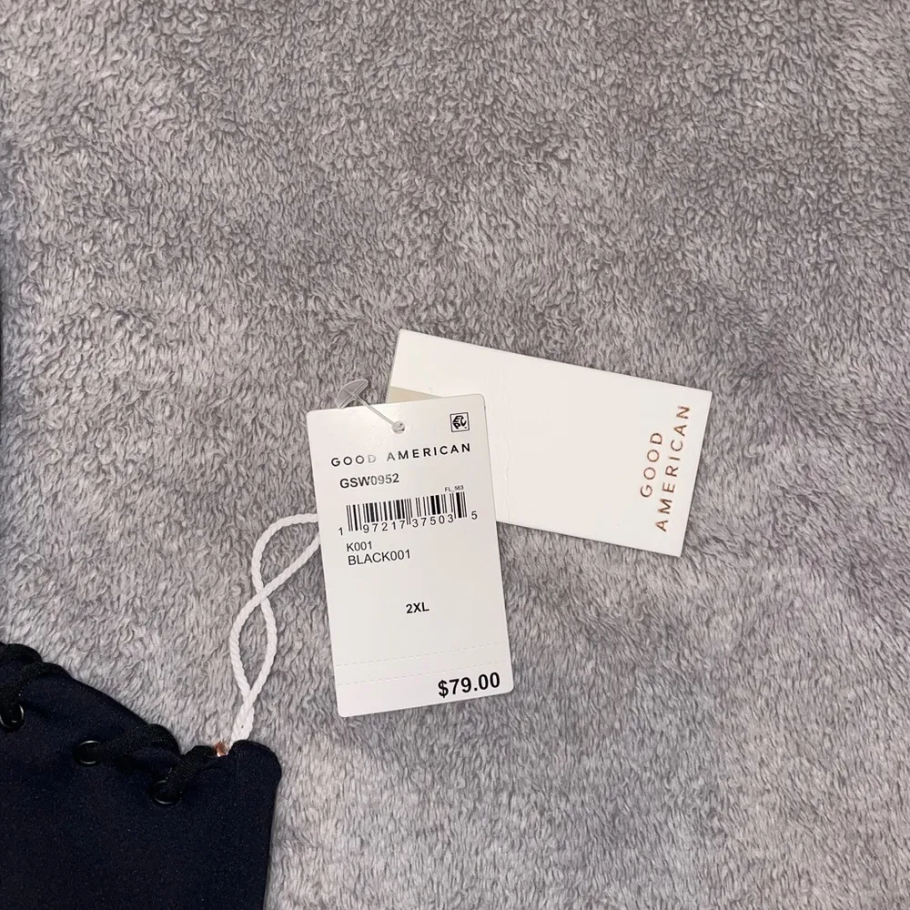 GOOD AMERICAN Whip Stitch Bikini Top size 2XL - Image 4