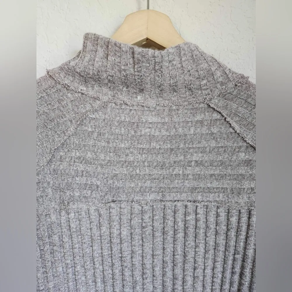 Free People Waffle Knit Long Sleeve Mock Neck size medium - Image 5