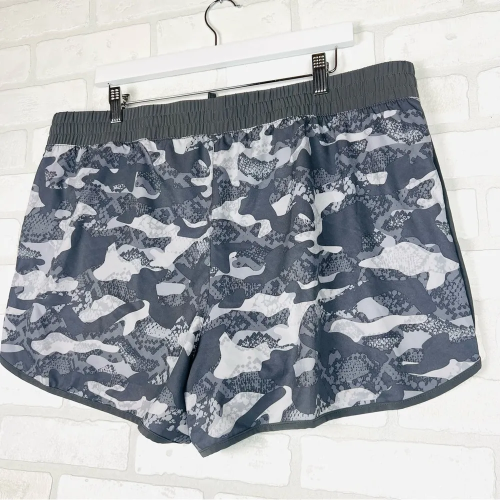 Reebok Women’s Essential‎ Running Short with Pockets, Sizes XXL, Silver Sconce - Image 11